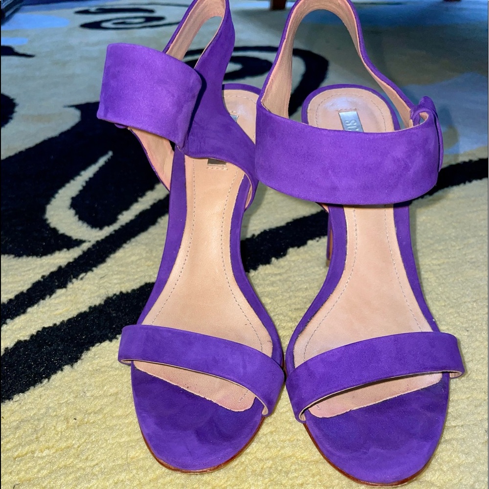 SCHUTZ